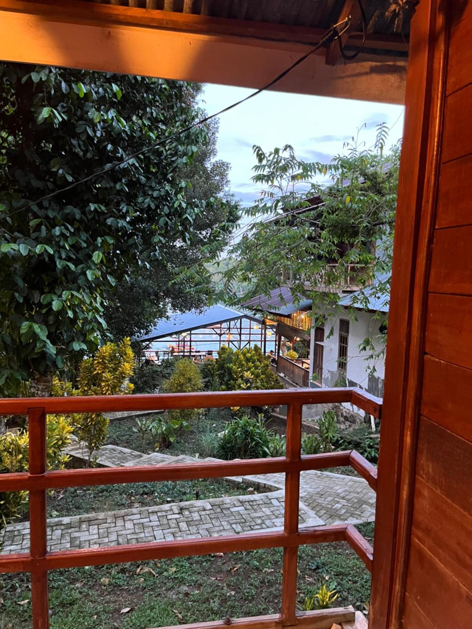 Olala Bungalows And Restaurant Сабанг Экстерьер фото